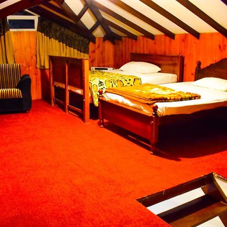 La Cottage Boutique Hotel & Restaurant نوفارا إيلِيا المظهر الخارجي الصورة