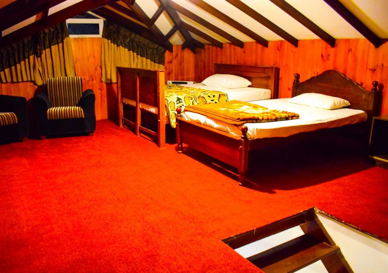 La Cottage Boutique Hotel & Restaurant نوفارا إيلِيا المظهر الخارجي الصورة